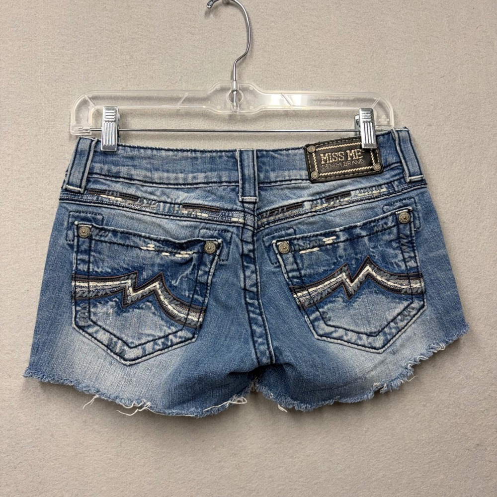 Miss Me Denim Shorts Women 26 Blue JD1039B3 Distressed Y2K Low Rise Cutoff